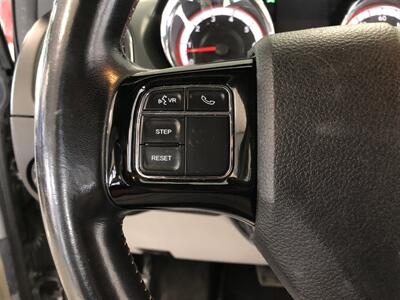2020 Dodge Grand Caravan SXT   - Photo 10 - Saint Louis, MI 48880-9800