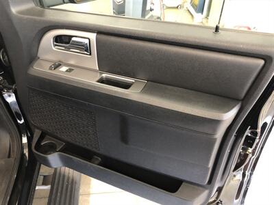 2017 Ford Expedition Limited   - Photo 25 - Saint Louis, MI 48880-9800
