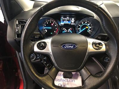 2015 Ford Escape Titanium   - Photo 8 - Saint Louis, MI 48880-9800