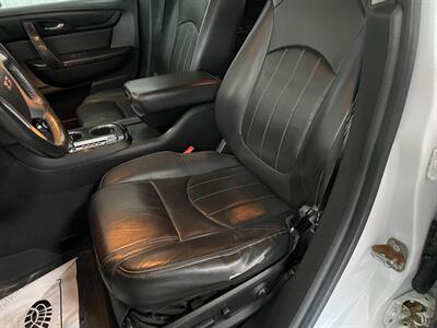 2016 GMC Acadia SLT-2   - Photo 16 - Saint Louis, MI 48880-9800