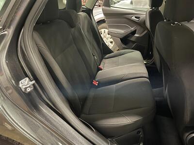 2017 Ford Focus SE - Photo 24 - Saint Louis, MI 48880-9800