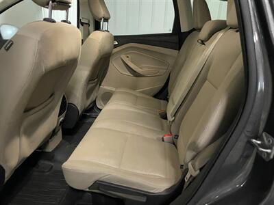 2018 Ford Escape SE   - Photo 15 - Saint Louis, MI 48880-9800