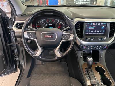 2018 GMC Acadia SLE-2 - Photo 9 - Saint Louis, MI 48880-9800