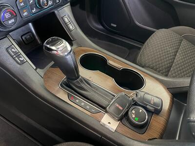 2018 GMC Acadia SLE-2 - Photo 13 - Saint Louis, MI 48880-9800