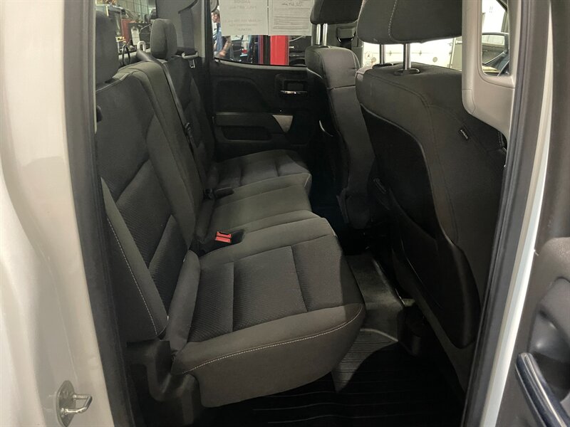 2015 Chevrolet Silverado 1500 LT - Photo 15 - Saint Louis, MI 48880-9800