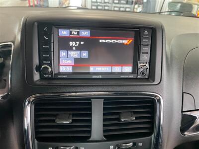 2017 Dodge Grand Caravan SXT - Photo 13 - Saint Louis, MI 48880-9800