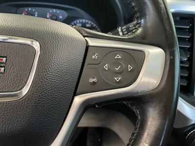 2017 GMC Acadia SLE-2 - Photo 11 - Saint Louis, MI 48880-9800