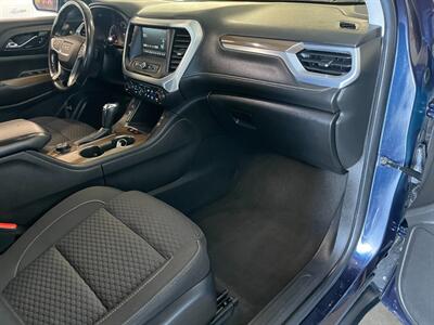 2017 GMC Acadia SLE-2 - Photo 24 - Saint Louis, MI 48880-9800