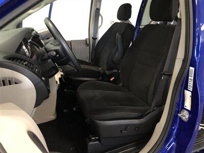 2018 Dodge Grand Caravan SE   - Photo 14 - Saint Louis, MI 48880-9800
