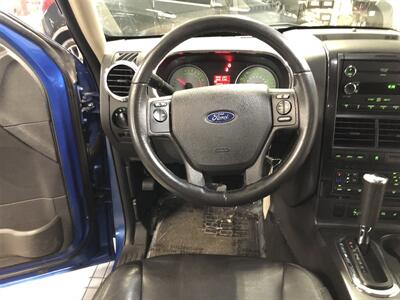 2010 Ford Explorer Sport Trac Limited   - Photo 8 - Saint Louis, MI 48880-9800