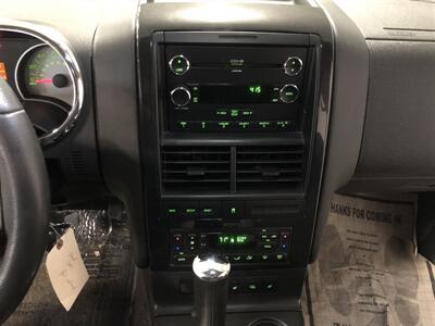 2010 Ford Explorer Sport Trac Limited   - Photo 13 - Saint Louis, MI 48880-9800