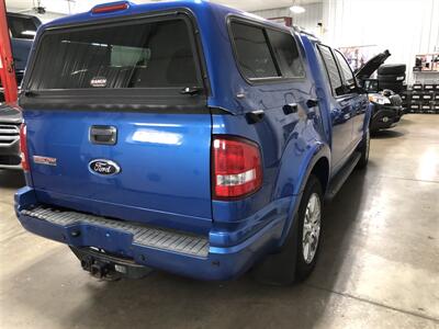 2010 Ford Explorer Sport Trac Limited   - Photo 6 - Saint Louis, MI 48880-9800