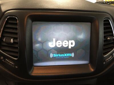 2018 Jeep Compass Trailhawk   - Photo 12 - Saint Louis, MI 48880-9800