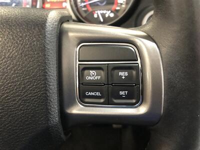 2016 Dodge Journey Crossroad   - Photo 11 - Saint Louis, MI 48880-9800