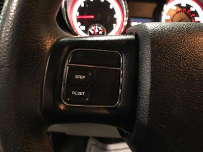 2016 Dodge Grand Caravan SXT - Photo 10 - Saint Louis, MI 48880-9800