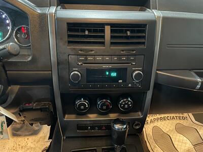 2010 Jeep Liberty Sport   - Photo 12 - Saint Louis, MI 48880-9800