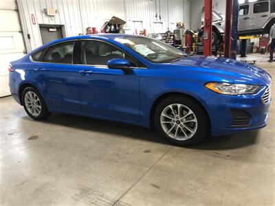 2020 Ford Fusion SE   - Photo 5 - Saint Louis, MI 48880-9800