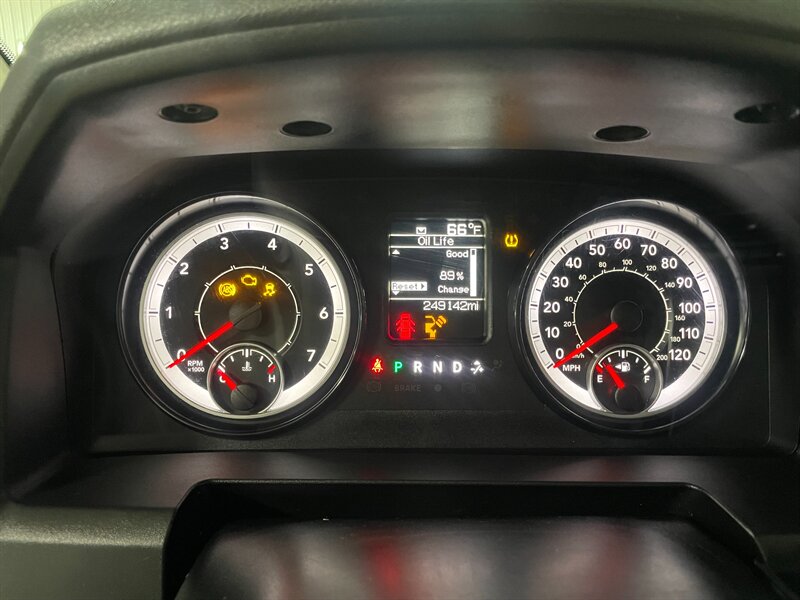 2018 RAM 2500 Tradesman - Photo 23 - Saint Louis, MI 48880-9800