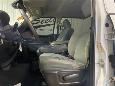 2018 RAM 2500 Tradesman - Photo 13 - Saint Louis, MI 48880-9800