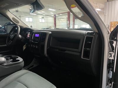 2018 RAM 2500 Tradesman - Photo 16 - Saint Louis, MI 48880-9800