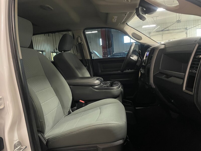 2018 RAM 2500 Tradesman - Photo 15 - Saint Louis, MI 48880-9800