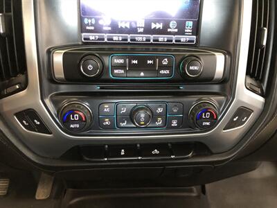 2018 GMC Sierra 1500 SLE   - Photo 13 - Saint Louis, MI 48880-9800