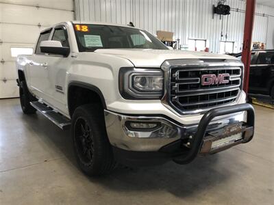 2018 GMC Sierra 1500 SLE   - Photo 4 - Saint Louis, MI 48880-9800