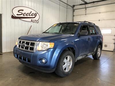 2010 Ford Escape XLT   - Photo 2 - Saint Louis, MI 48880-9800