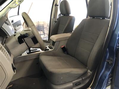 2010 Ford Escape XLT   - Photo 15 - Saint Louis, MI 48880-9800