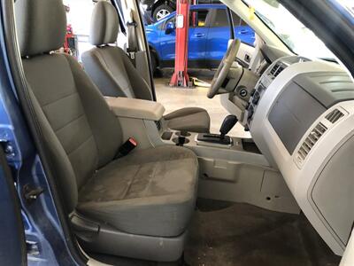 2010 Ford Escape XLT   - Photo 17 - Saint Louis, MI 48880-9800