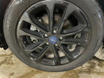 2019 Ford Fusion SE - Photo 22 - Saint Louis, MI 48880-9800