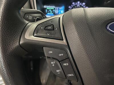 2019 Ford Fusion SE - Photo 10 - Saint Louis, MI 48880-9800