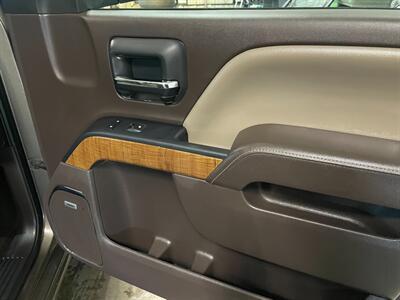 2015 GMC Sierra 1500 SLT   - Photo 22 - Saint Louis, MI 48880-9800