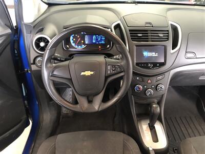 2016 Chevrolet Trax LS   - Photo 8 - Saint Louis, MI 48880-9800