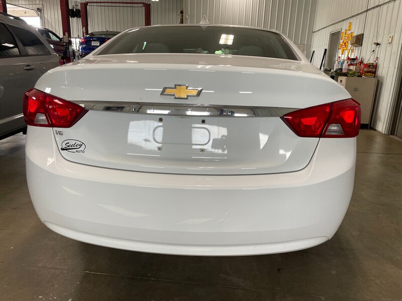 2017 Chevrolet Impala LS Fleet - Photo 24 - Saint Louis, MI 48880-9800