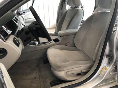 2016 Chevrolet Impala Limited LS Fleet   - Photo 14 - Saint Louis, MI 48880-9800