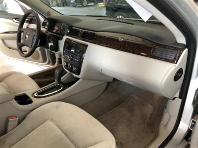 2016 Chevrolet Impala Limited LS Fleet   - Photo 17 - Saint Louis, MI 48880-9800