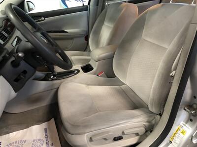 2016 Chevrolet Impala Limited LS Fleet   - Photo 14 - Saint Louis, MI 48880-9800