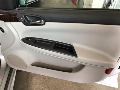 2016 Chevrolet Impala Limited LS Fleet   - Photo 18 - Saint Louis, MI 48880-9800