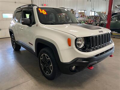 2016 Jeep Renegade Trailhawk - Photo 4 - Saint Louis, MI 48880-9800