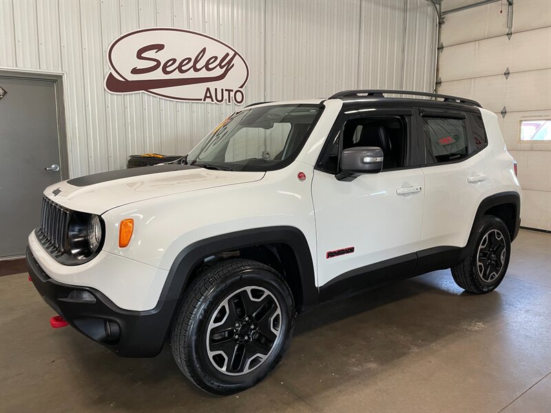 2016 Jeep Renegade Trailhawk   - Photo 1 - Saint Louis, MI 48880-9800