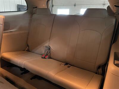 2017 Buick Enclave Premium - Photo 16 - Saint Louis, MI 48880-9800