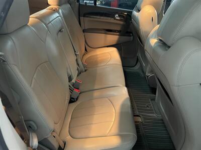 2017 Buick Enclave Premium - Photo 17 - Saint Louis, MI 48880-9800