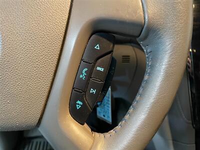 2017 Buick Enclave Premium - Photo 11 - Saint Louis, MI 48880-9800