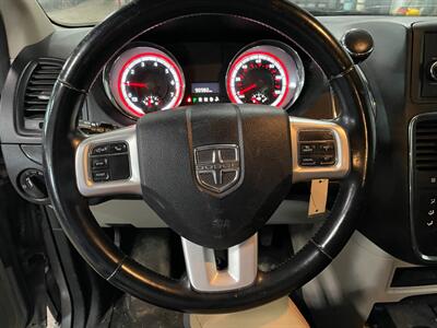2014 Dodge Grand Caravan American Value Package - Photo 8 - Saint Louis, MI 48880-9800