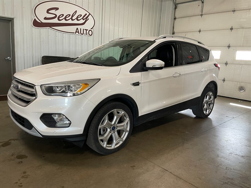 2019 Ford Escape Titanium   - Photo 1 - Saint Louis, MI 48880-9800