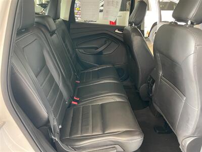 2019 Ford Escape Titanium - Photo 17 - Saint Louis, MI 48880-9800