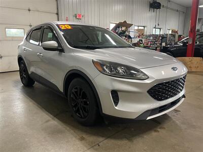 2020 Ford Escape SE - Photo 4 - Saint Louis, MI 48880-9800
