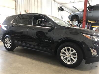 2019 Chevrolet Equinox LT   - Photo 4 - Saint Louis, MI 48880-9800