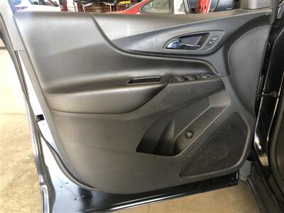 2019 Chevrolet Equinox LT   - Photo 16 - Saint Louis, MI 48880-9800